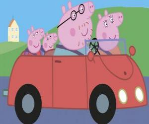 пазл Свинка Пеппа со своей семьей в машине: Папа свиньи, свиньи мумия и Джорж свинья, ее младший брат